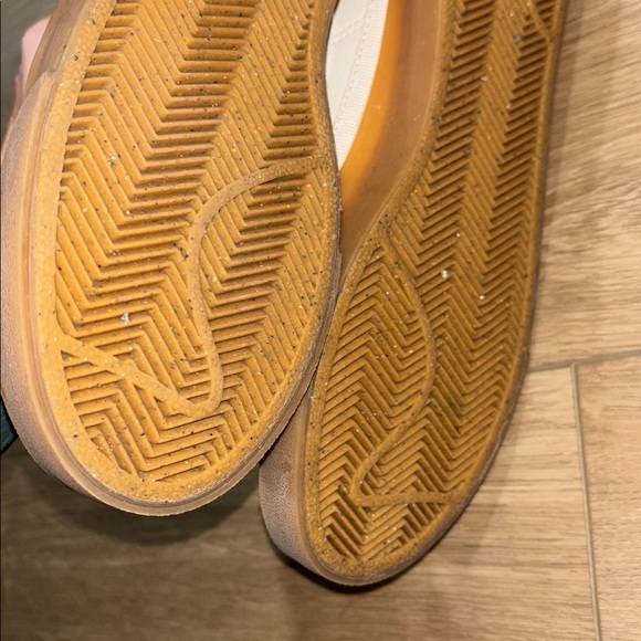 Nike Women's Court Legacy Next Nature sneakers in the Phantom/White colorway 7M - Picture 6 of 8